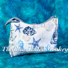 Load image into Gallery viewer, Zipper Pouch - Beach