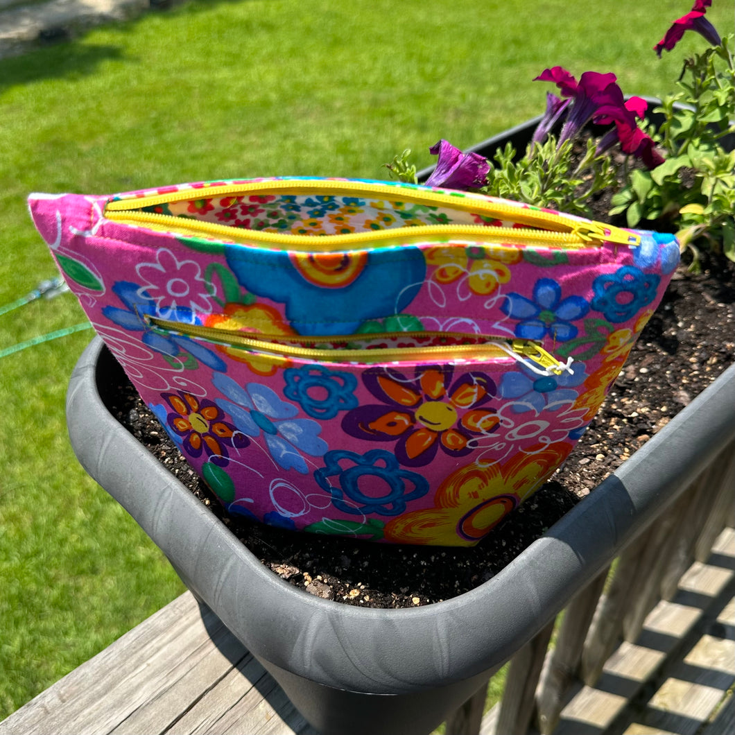 CLEARANCE- Flower Pouch