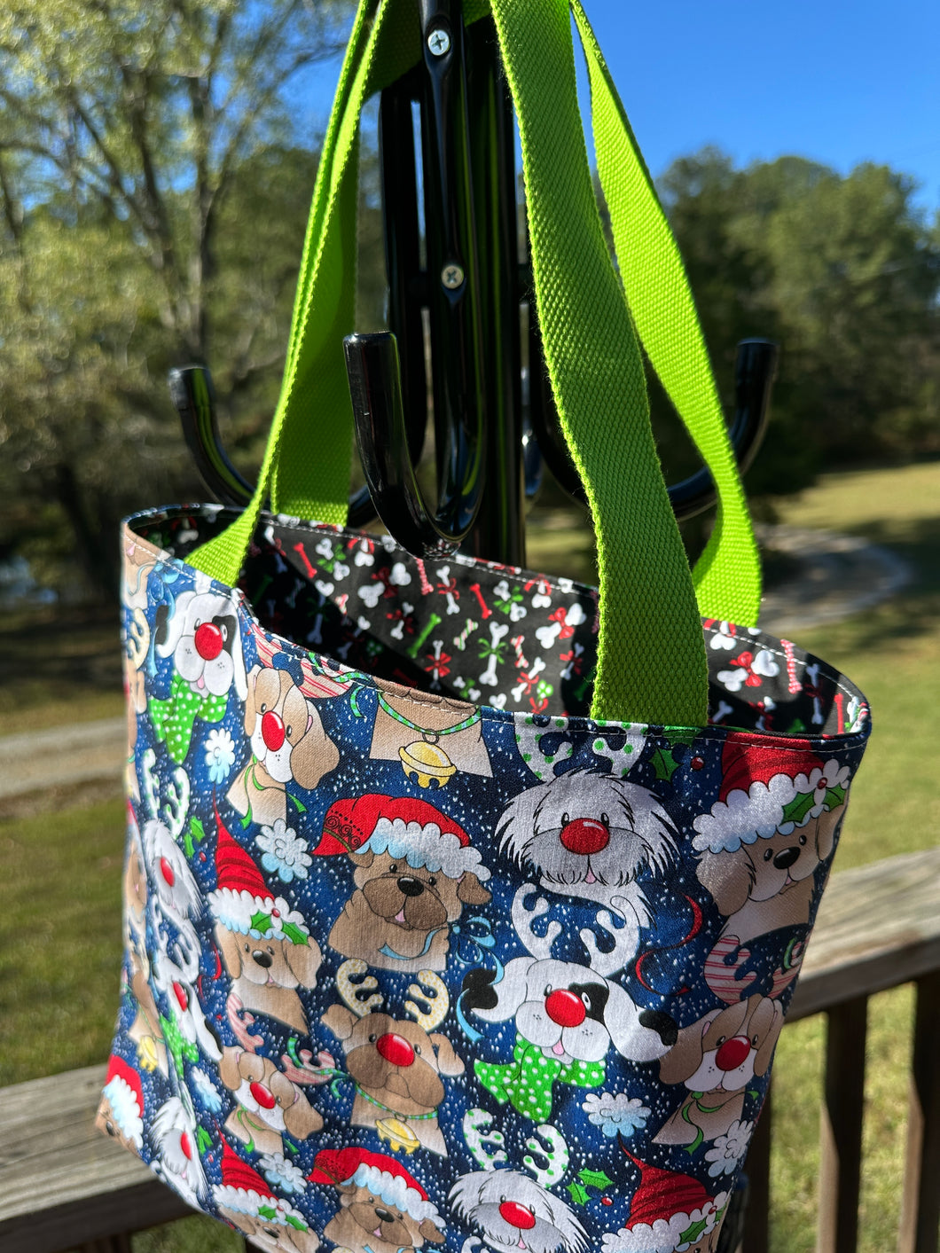 Market Tote - Christmas Dogs / Bones