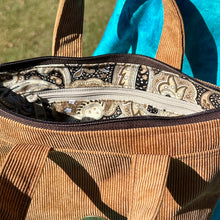 Load image into Gallery viewer, TOTINI - Brown Corduroy
