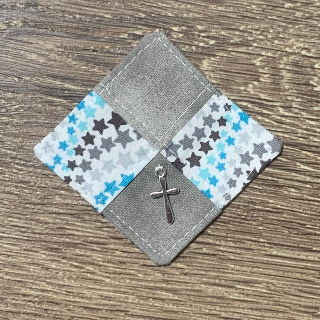 Pocket Prayer Quilt - Stars / Gray