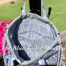 Load image into Gallery viewer, Sport Luxe Sac - Cape Cod
