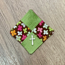 Load image into Gallery viewer, Pocket Prayer Quilt - Green / Floral.
