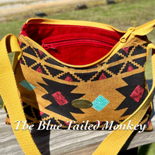 Load image into Gallery viewer, Beanie Baguette - Aztec

